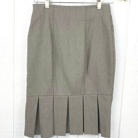 XOXO Women Pleated Y2K Career Office Skirt Brown Corpcore Preppy Size 3/4 - Picture 5 of 9